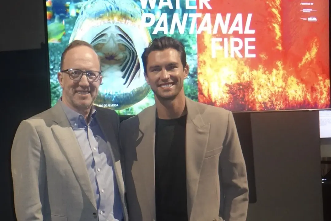 Guests at the Water Pantanal Fire exhibition